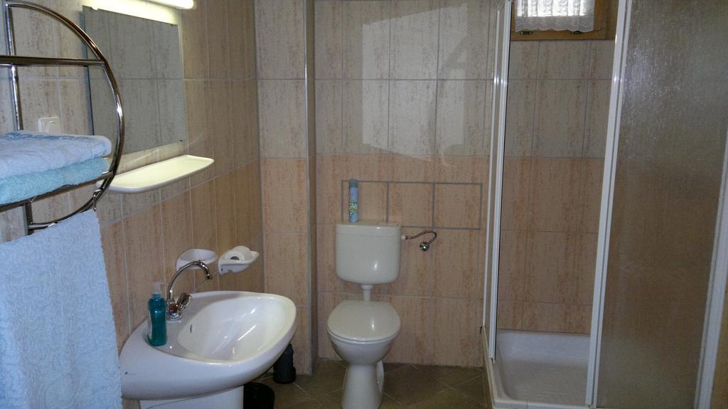 Eletfa Vendeghaz Hotel Eger Bagian luar foto