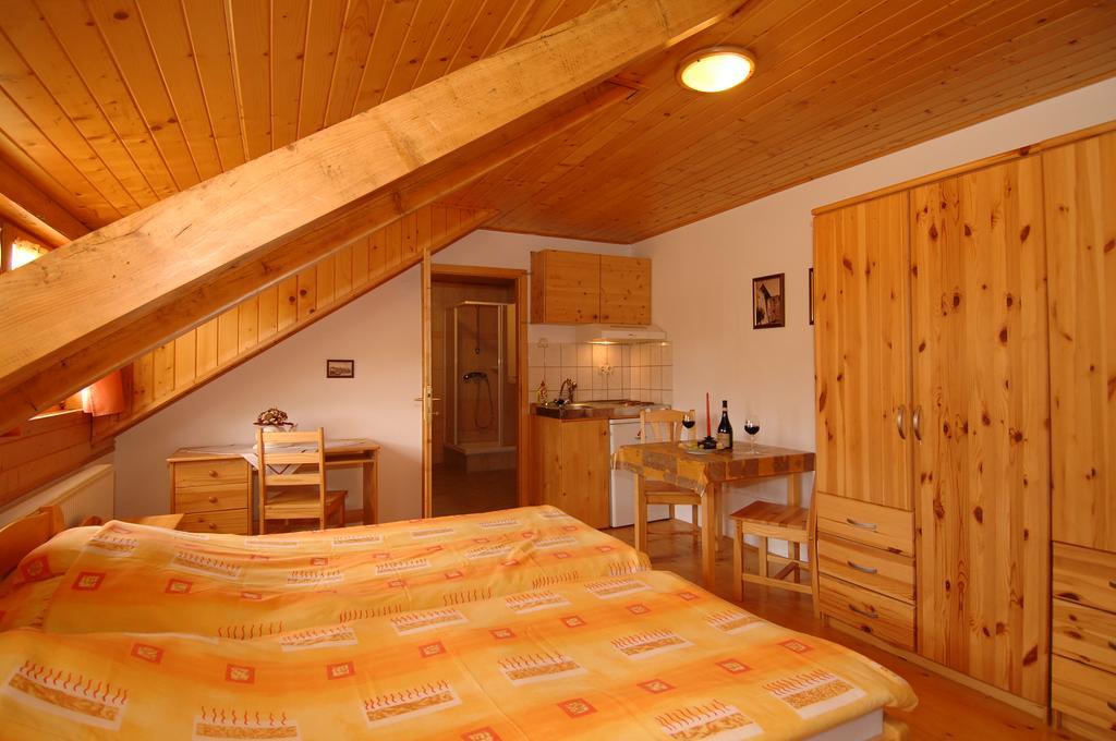 Eletfa Vendeghaz Hotel Eger Bagian luar foto