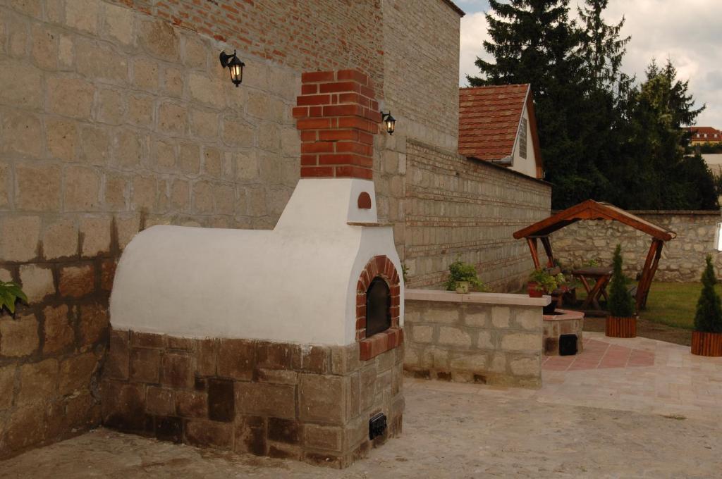 Eletfa Vendeghaz Hotel Eger Bagian luar foto