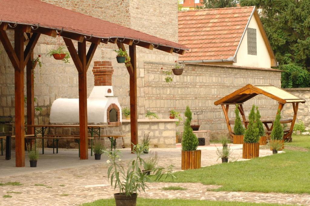 Eletfa Vendeghaz Hotel Eger Bagian luar foto