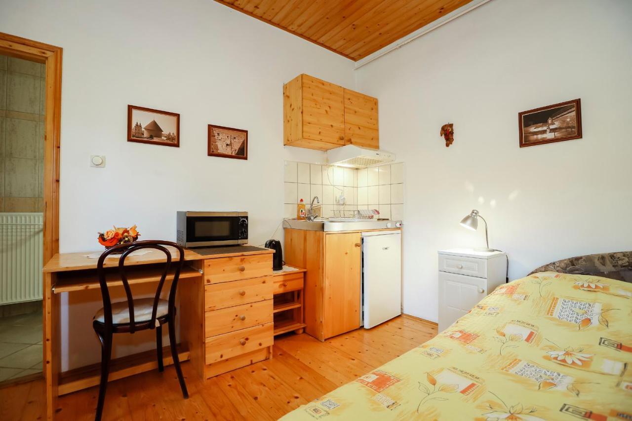 Eletfa Vendeghaz Hotel Eger Bagian luar foto