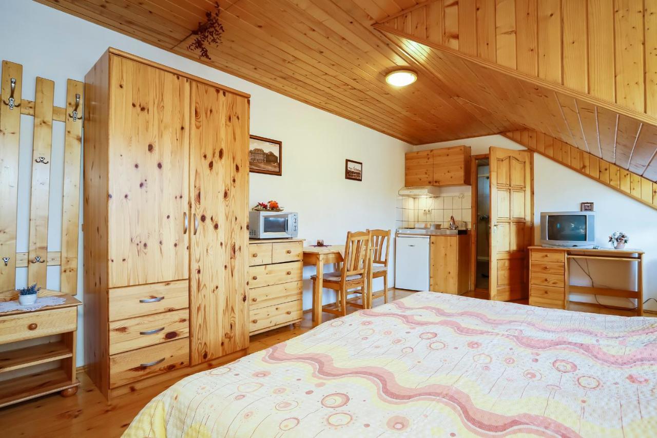 Eletfa Vendeghaz Hotel Eger Bagian luar foto